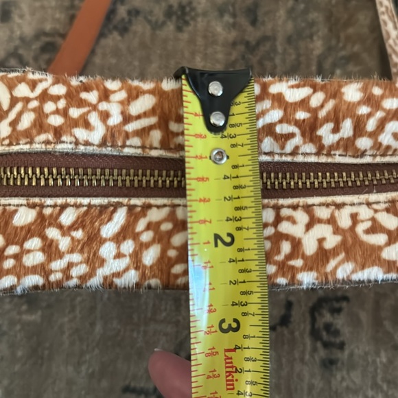 Madewell "The Transport Camera Bag" Animal Spot Calf Hair Edition - Picture 4 of 10